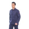 Bluza trudnopalna Bizweld Portwest BIZ2 trudnopalna spawalnicza bluza ochronna bhp do spawania ubranie spawacza przeciwodpryskowe niepalne granatowe na modelu