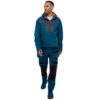 Kurtka softshell PORTWEST DX474 DX4 wiatrówka lekka kurtka wodoodporna wiatroszczelna wytrzymała robocza sklep bhp system internetowy z kapturem odzież ochronna dla pracowników niebieska pomarańczowa na modelu